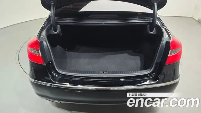 Hyundai Genesis 2011 thumb 11