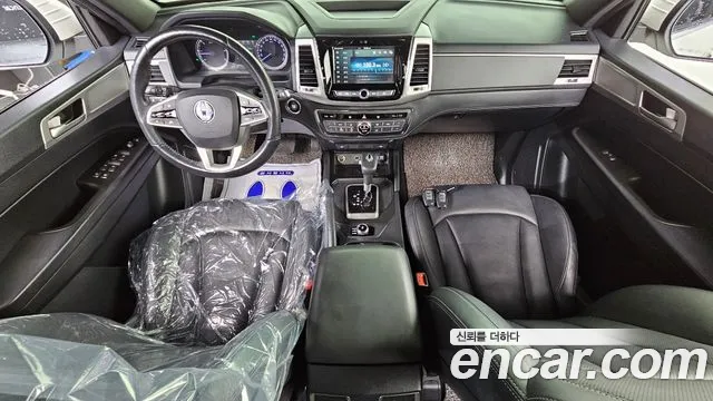 KGM Rexton 2019 thumb 6