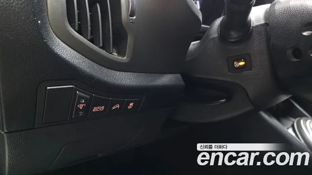 Kia Sportage 2012 thumb 11