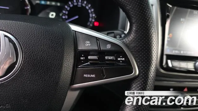 KGM Rexton 2018 thumb 2