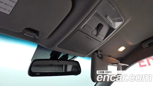 KGM Rexton 2018 thumb 10