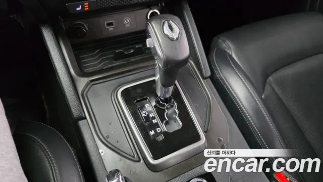 KGM Rexton 2019 thumb 4
