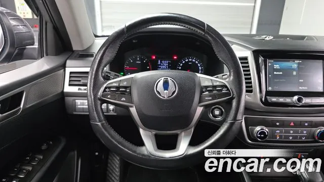 KGM Rexton 2019 thumb 5