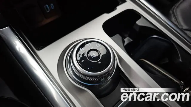 Ford Explorer 2020 thumb 4
