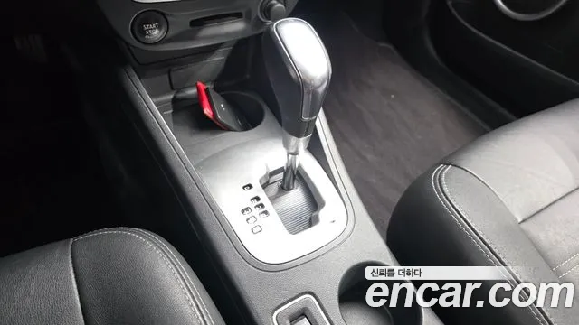 Renault SM3 2013 thumb 11