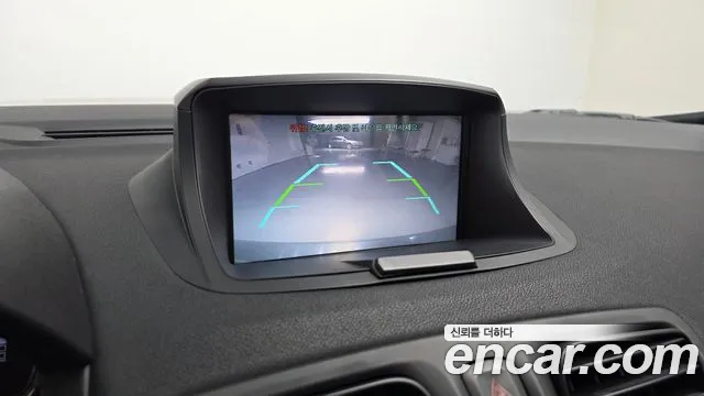 Renault SM3 2013 thumb 12