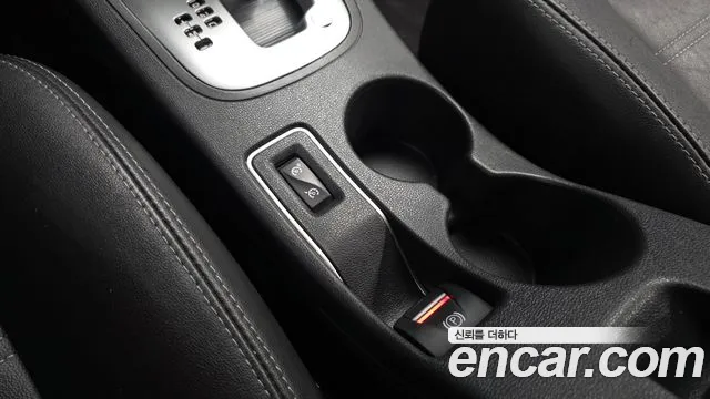 Renault SM3 2013 thumb 7