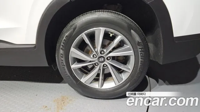 Hyundai Santa Fe 2018 thumb 7