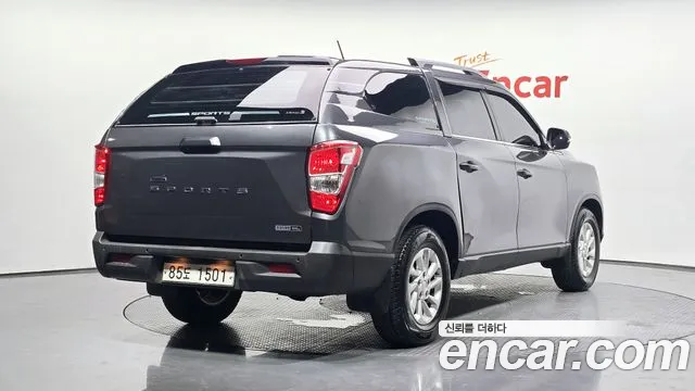 KGM Rexton 2018 thumb 9