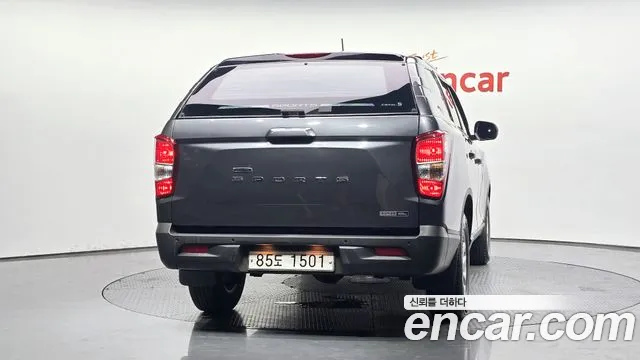 KGM Rexton 2018 thumb 12