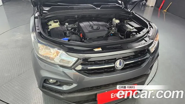 KGM Rexton 2018 thumb 10