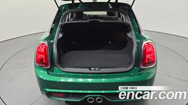 Mini Cooper S 2019 thumb 9