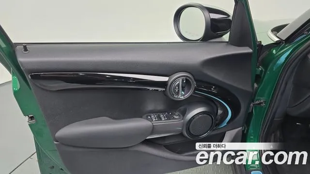 Mini Cooper S 2019 thumb 11