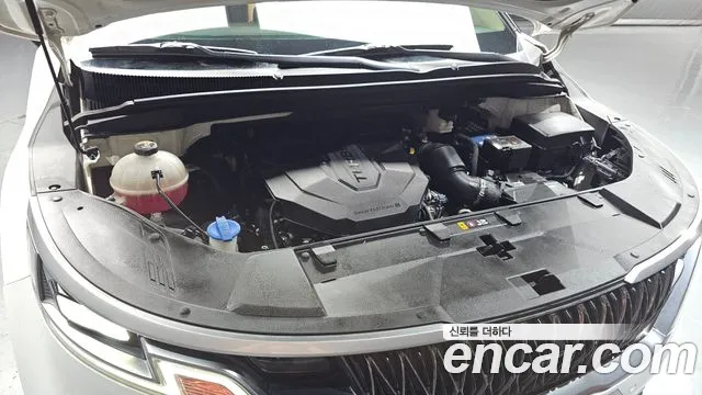Kia Carnival 2021 thumb 10