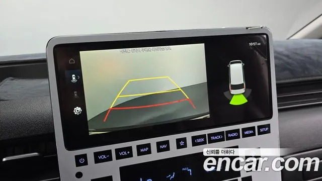 Hyundai Staria 2023 thumb 10