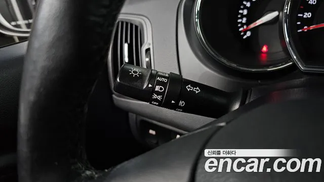 Kia Pride 2014 thumb 12