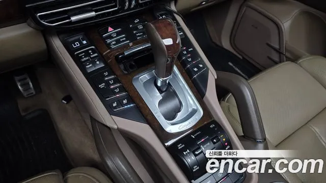 Porsche Cayenne 2014 thumb 9