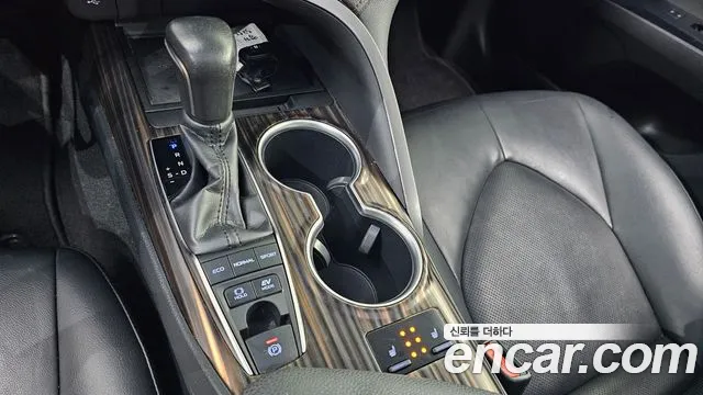 Toyota Camry 2018 thumb 12
