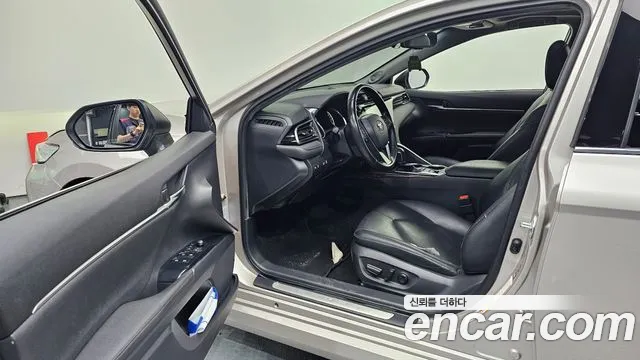 Toyota Camry 2018 thumb 6