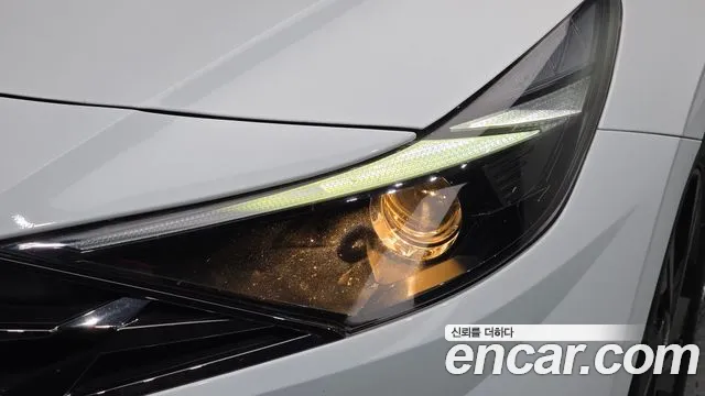 Hyundai Elantra 2023 thumb 11