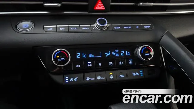 Hyundai Elantra 2023 thumb 8