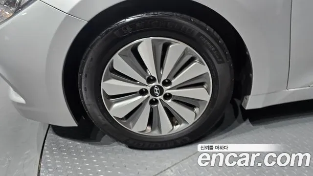 Hyundai Grandeur 2014 thumb 8