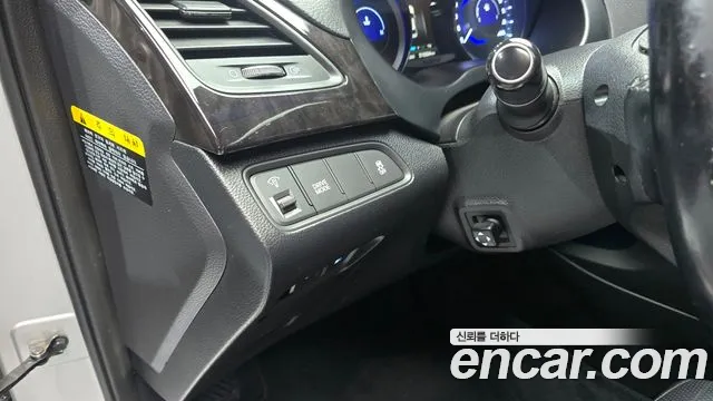Hyundai Grandeur 2014 thumb 4