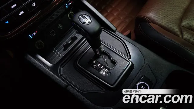 KGM Rexton 2020 thumb 2