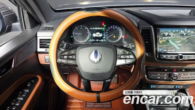 KGM Rexton 2020 thumb 10