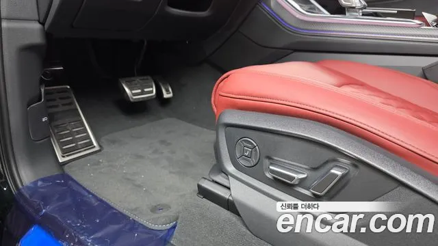 Audi SQ7 2026 thumb 12