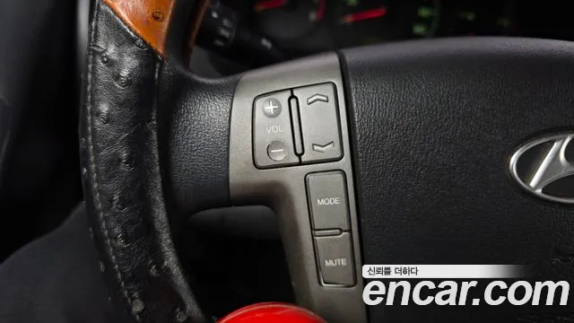Hyundai Staria 2015 thumb 9