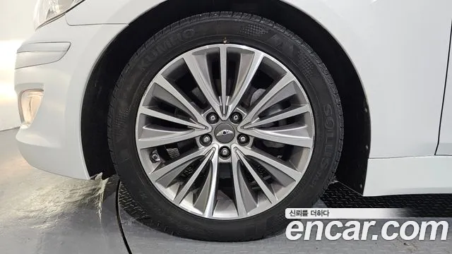 Hyundai Genesis 2012 thumb 5