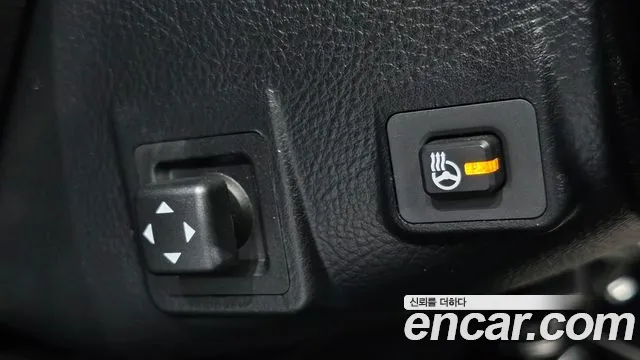 Hyundai Genesis 2012 thumb 11