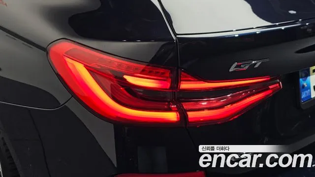 BMW 6 серии Gran Turismo 2021 thumb 10