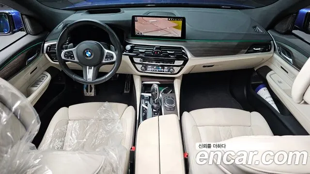 BMW 6 серии Gran Turismo 2020 thumb 6