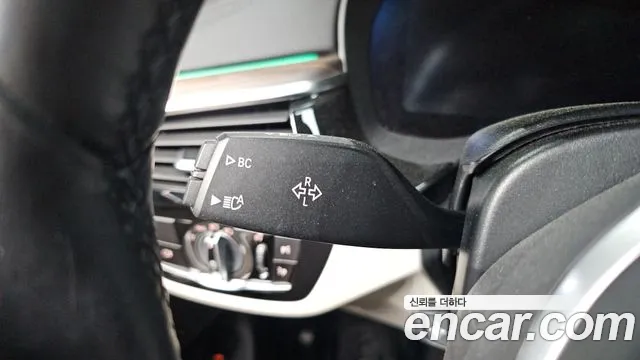 BMW 6 серии Gran Turismo 2020 thumb 11