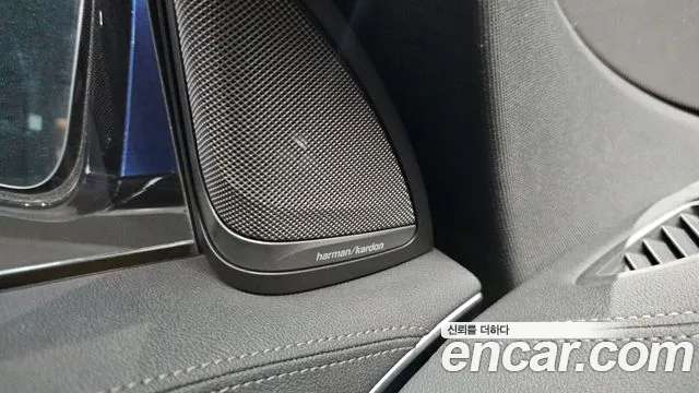 BMW 6 серии Gran Turismo 2020 thumb 10