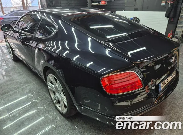 Bentley Continental 2015 thumb 6