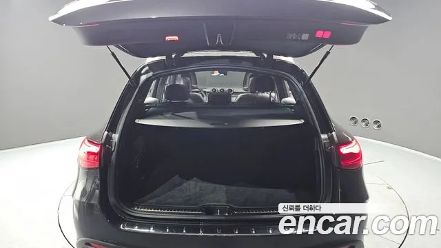 Mercedes-Benz GLC 2024 thumb 12
