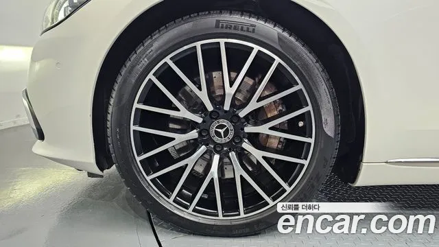 Mercedes-Benz S-Class 2021 thumb 3