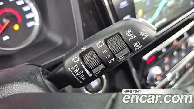 KGM Tivoli 2021 thumb 7
