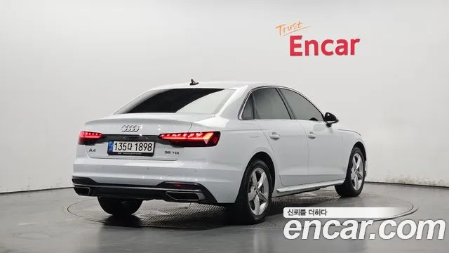 Audi A4 2021 thumb 9
