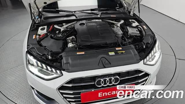 Audi A4 2021 thumb 2