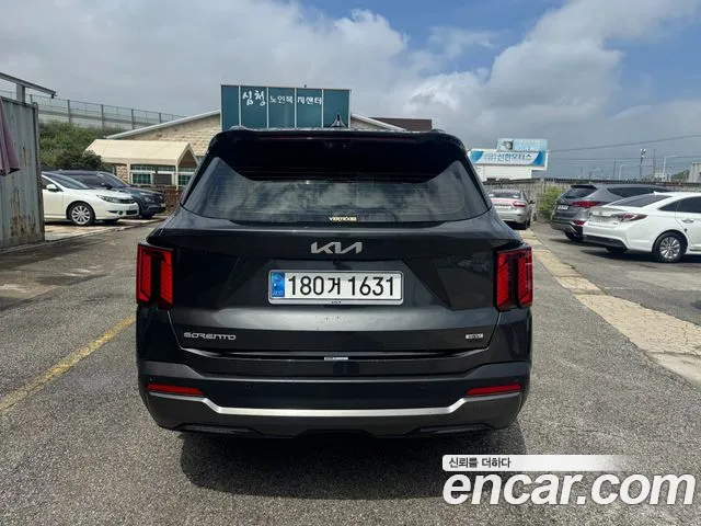 Kia Sorento 2024 thumb 8