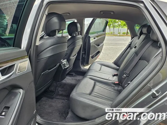 Genesis G80 2016 thumb 2
