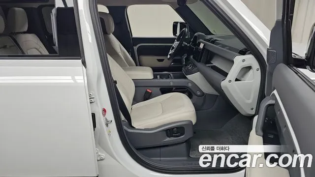 Land Rover Defender 2022 thumb 6