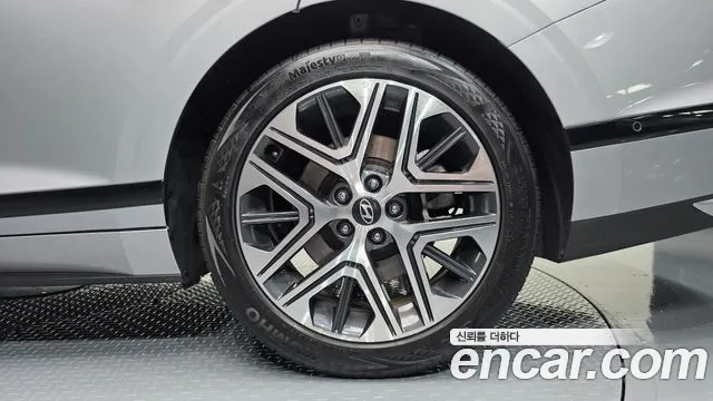 Hyundai Grandeur 2023 thumb 9