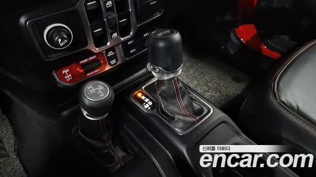 Jeep Wrangler 2021 thumb 6
