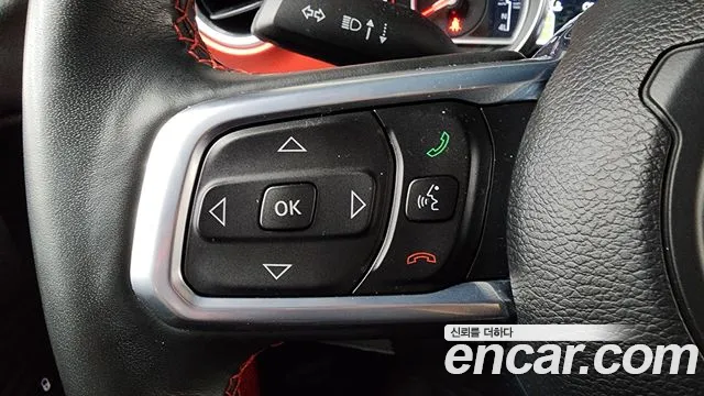 Jeep Wrangler 2021 thumb 2