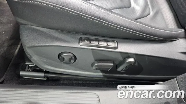 Volkswagen Jetta 2021 thumb 4